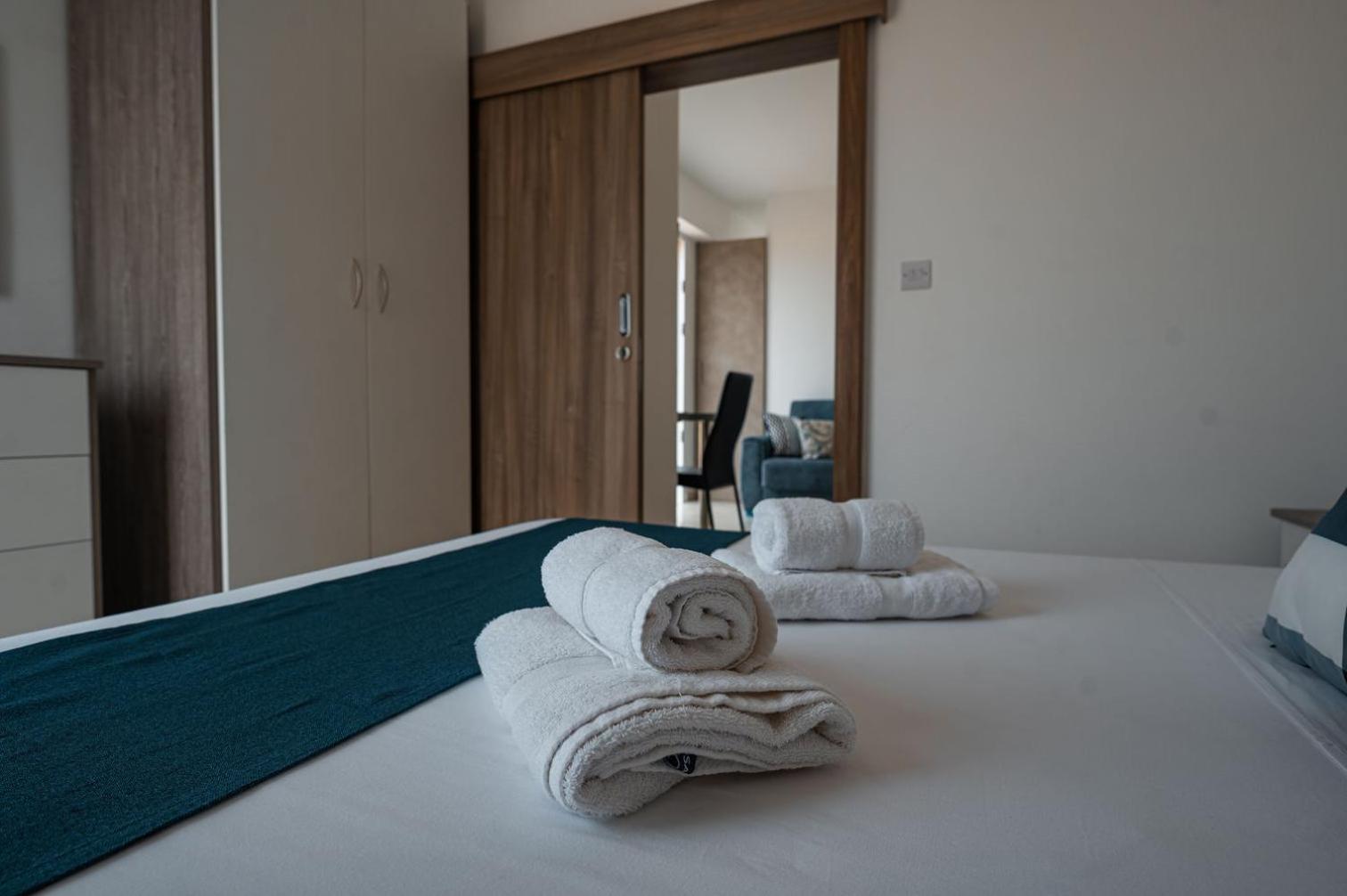 The Willows Penthouses With Jacuzzi Ghajn il-Kbira  Extérieur photo